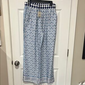 Olive & Bette pant NWT Size M